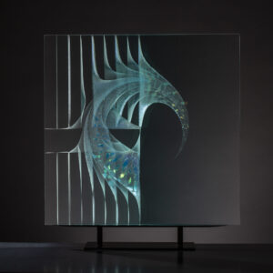 Péter Borkovics, Vertical Reflexion3, hot-formed and fused dichroic and float glass, 2022. 15.7 x 15.7 x 1.6”. Photo: Viktoria Győrfi.