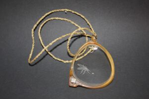 Lisbeth Biger LOOK Discarded reading glasses, string, metal wire, silver, 2020. 8 cm x 15 cm x 2 cm